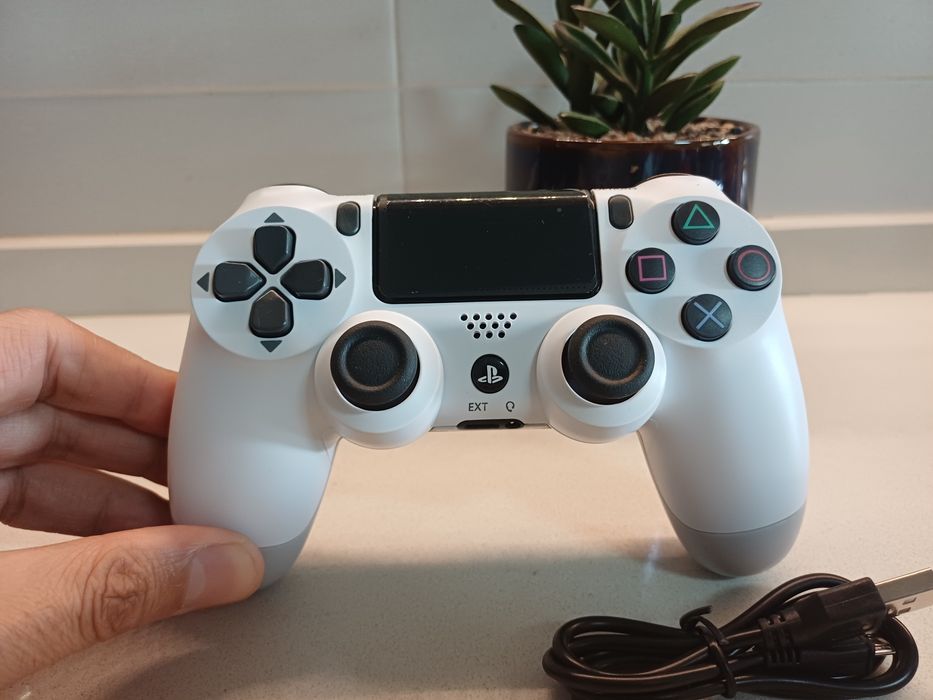 Comando PS4 NOVO sem fios