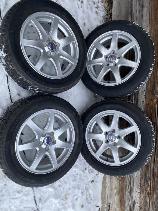 VOLVO V70 V40 S80 XC70 S60 V60 kpl KOŁA felgi ZIMA 215/55-16 NOWE