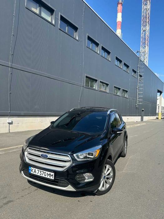 Ford Escape 2018 III  •  2.0 EcoBoost AT (245 к.с) 4WD  •  Titanium