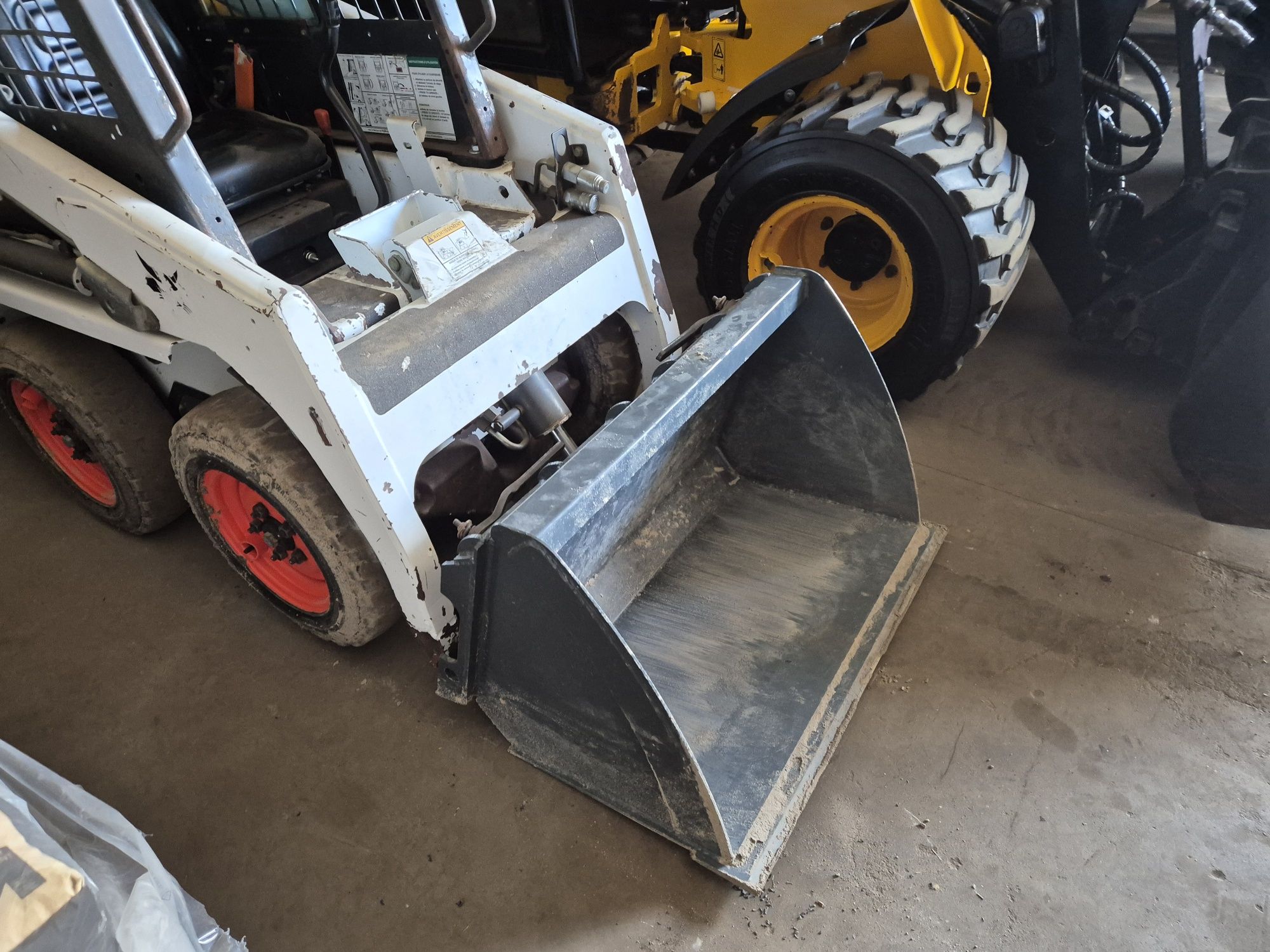 Wynajem miniładowarka wozidło Bobcat Jcb 403