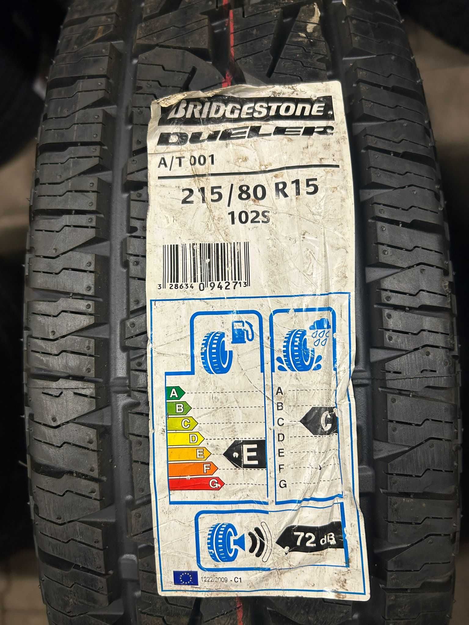 Bridgestone 215/80R15 102S Dueler A/T 001