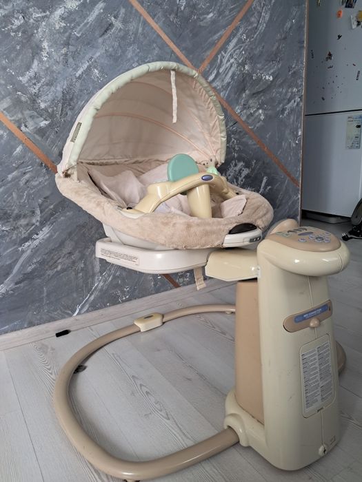 Колиска,  мобиль , заколисувальний центр GRAGO