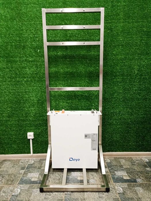 Установка , підключення, інверторів та аккумуляторів Deye. Квартир дом