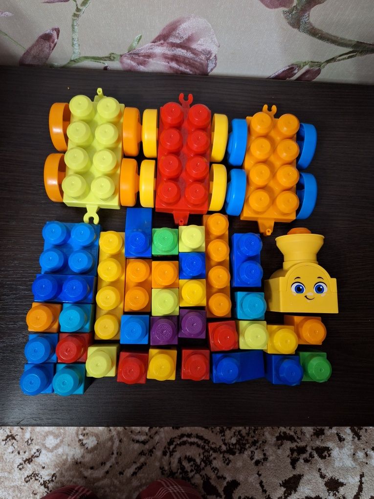 Конструктор Mega Bloks