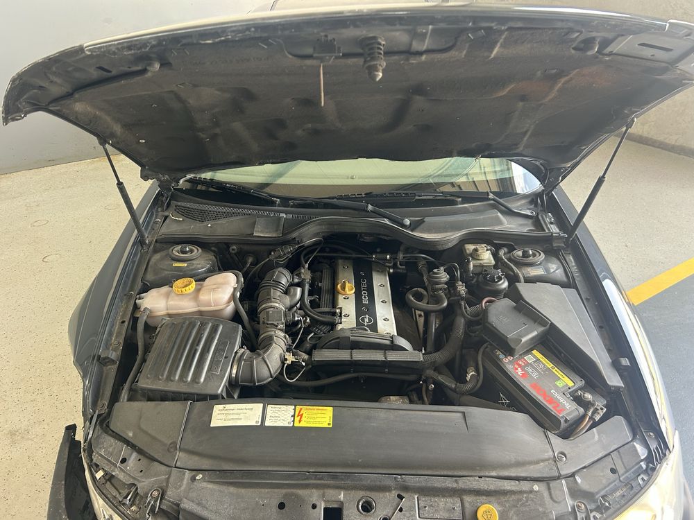 Opel Omega 2.0i 16v de 1998