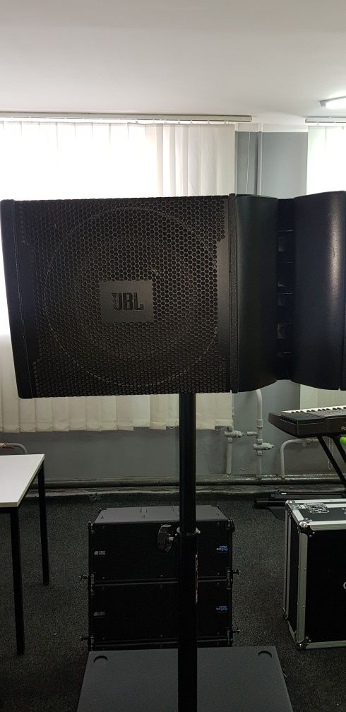 Лінійний масив JBL VRX [rcf db technologies fbt]