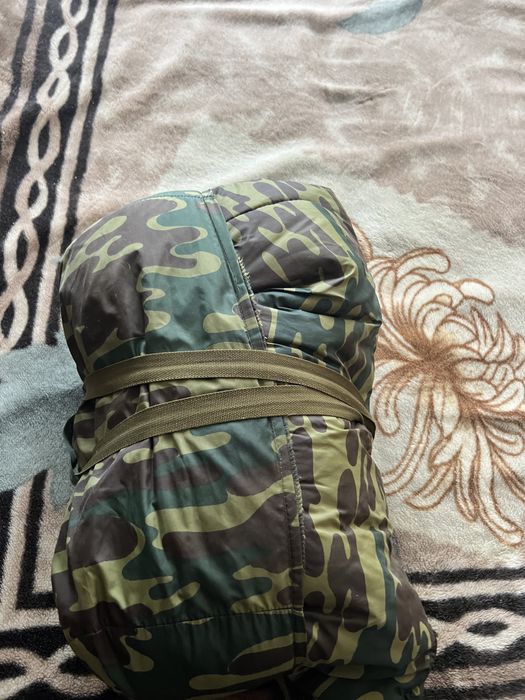 Спальний мішок, одіяло