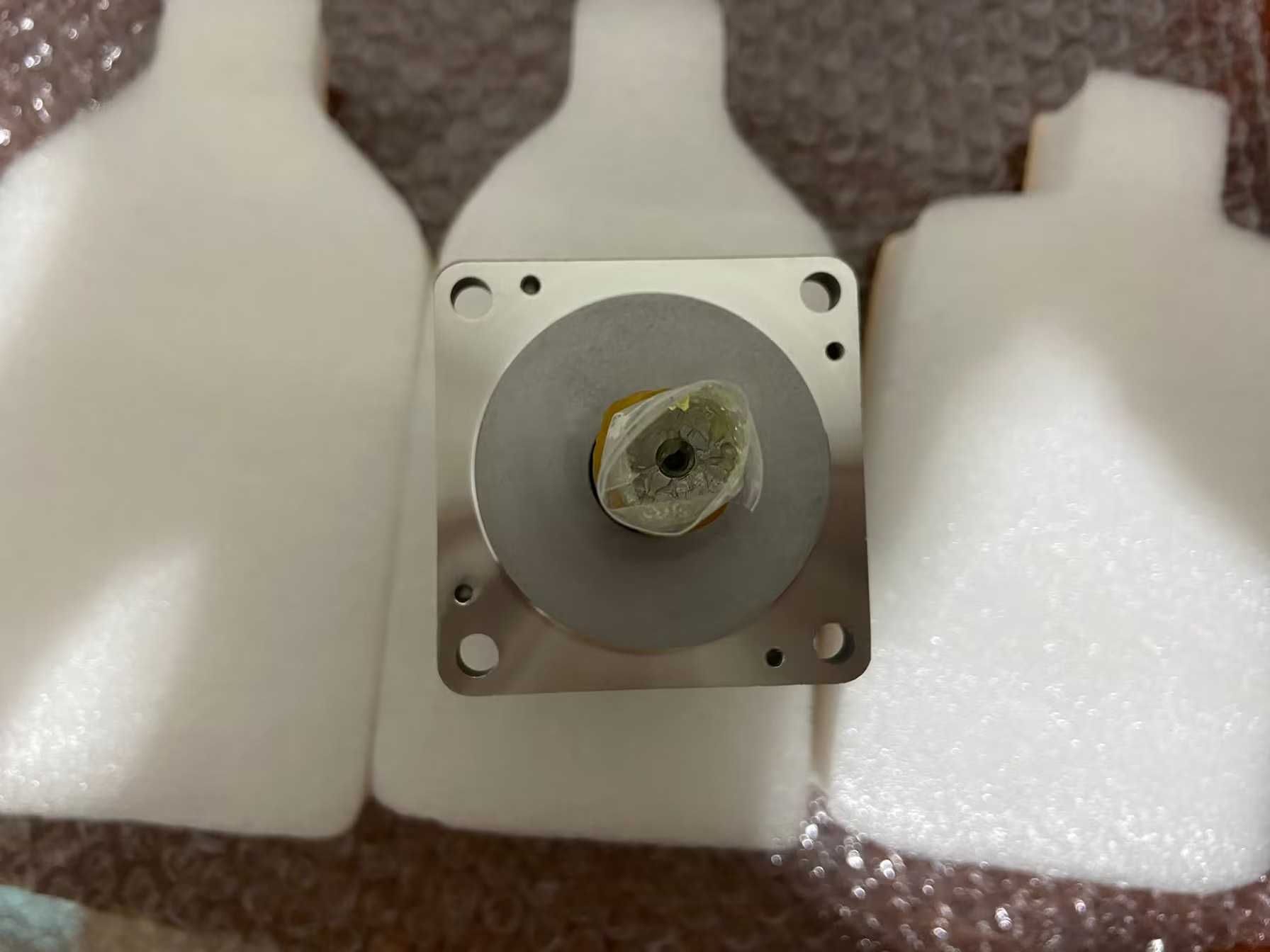 Сервомотор Mitsubishi , AC Servo  , Mitsubishi , HF-KP43 , та інші ..