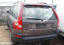Volvo XC 90 D5 AWD de 2005 para peças