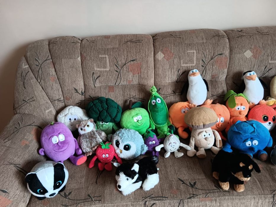 Pluszaki,gang swieżaków,i inne