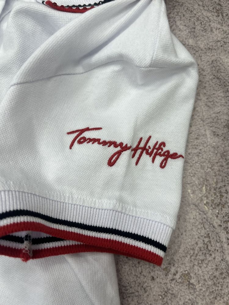 ЭКСКЛЮЗИВНЫЙ ПОДАРОК Женское поло Tommy Hilfiger 2024 Woman люкс белое