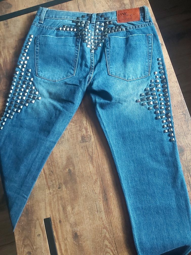 Spodnie jeansy Oneteasppon