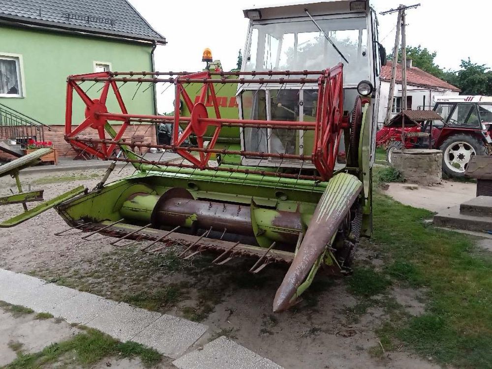 Kombajn Claas compact 25
