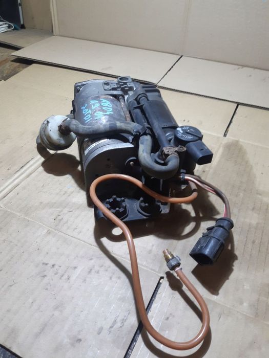 AUDI A8 D4 3.0 TDI KOMPRESOR ZAWIESZENIA 4H0616005C