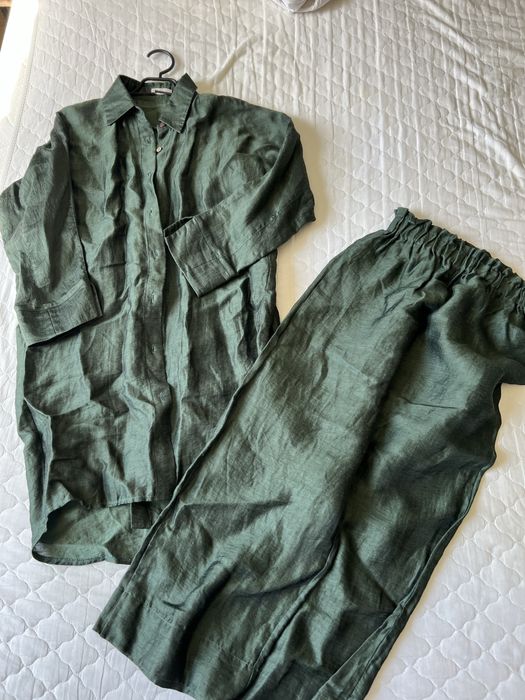 Лот жіночих речей, речі на дівчинку