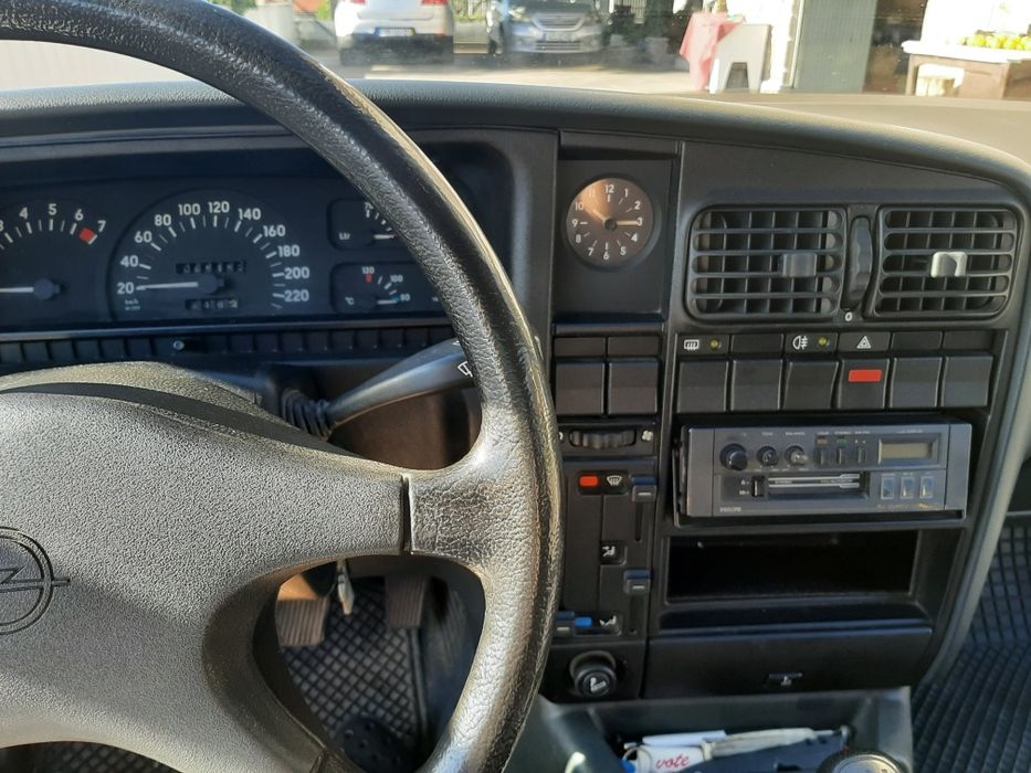 Vende se carro bom estado