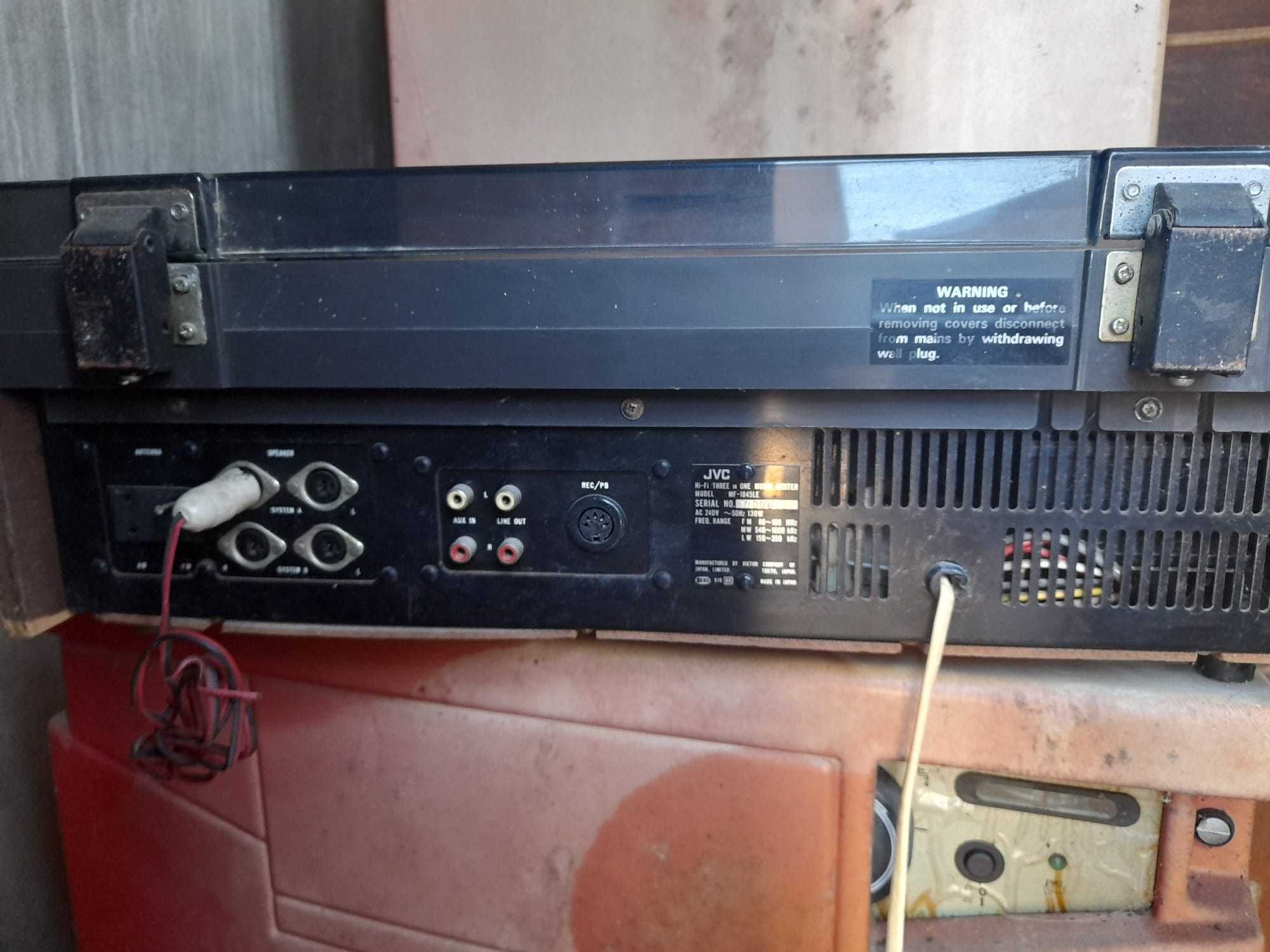 Gira discos JVC vintage