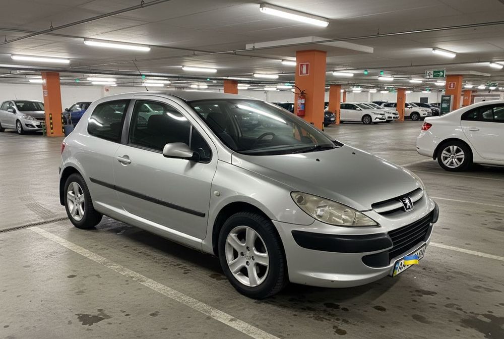 peugeot 307 1.4 (2001)