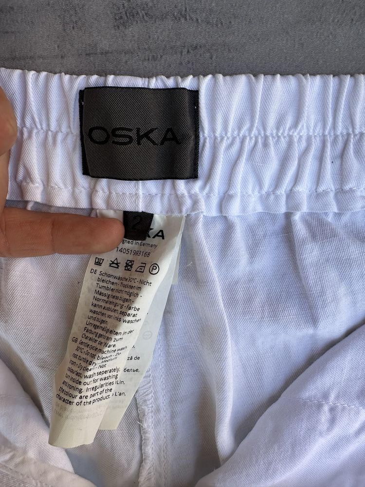 Легенькі білі літні  брюки oska