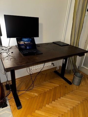 Biurko na wymiar monolit jesion dąb elektryczna regulacja