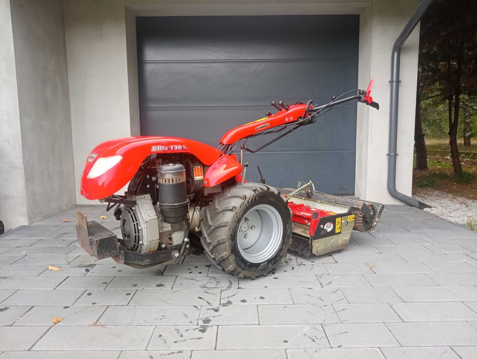 Traktorek kosiarka jednoosiowy Valpadana Blitz 120 brona wirnikowa.