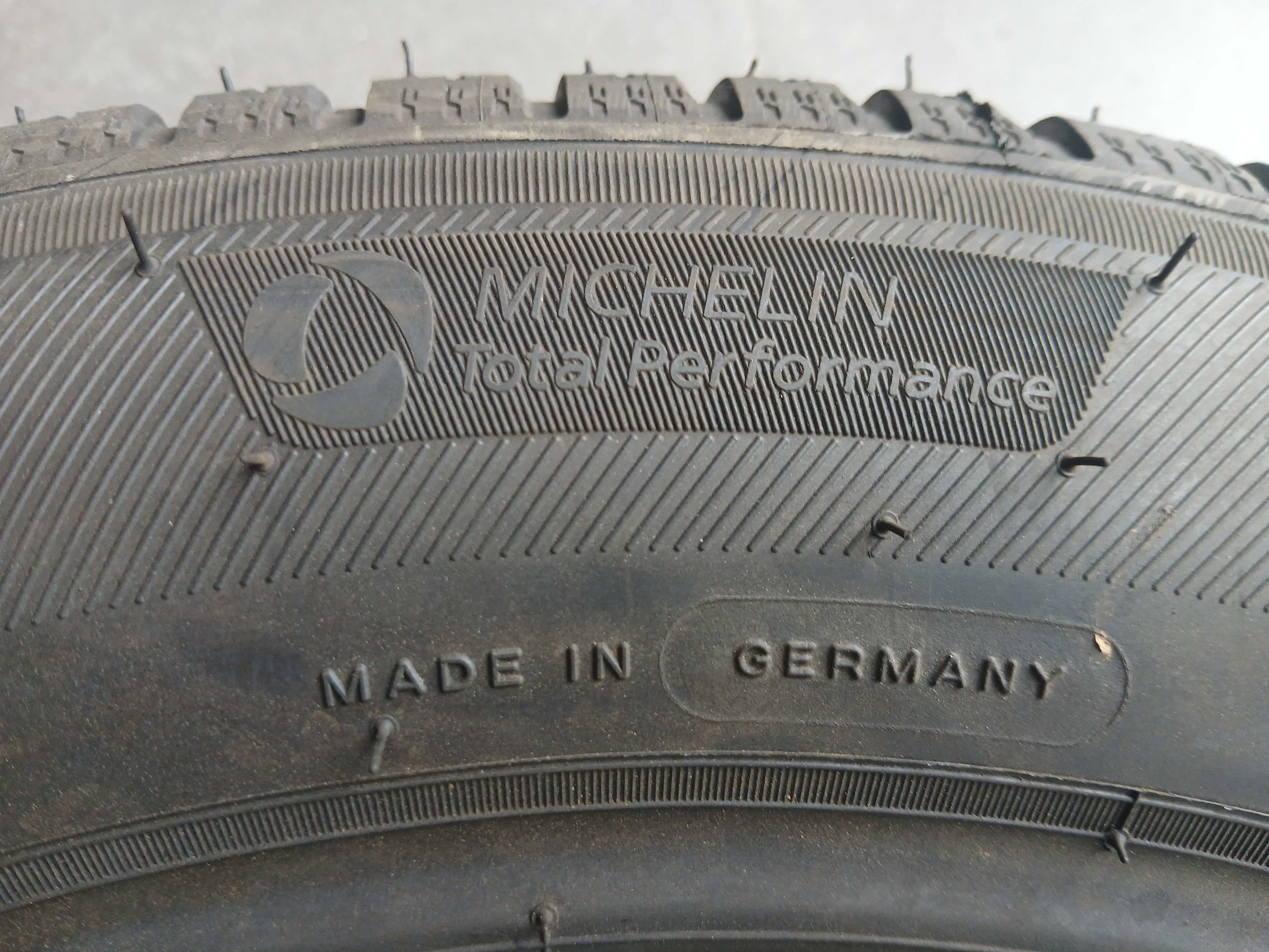 205/55/16 NOWA DEMO Michelin Cross Climate 18 rok F-VAT