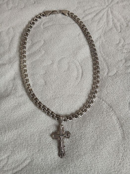 Срібний ланцюг з хрестиком. бісмарк