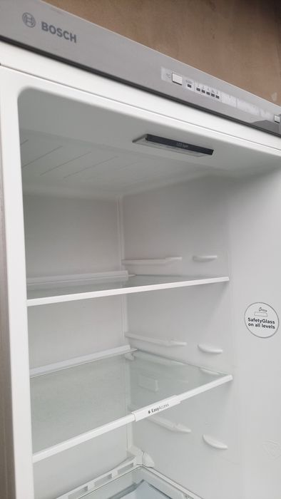 Холодильник BOSCH