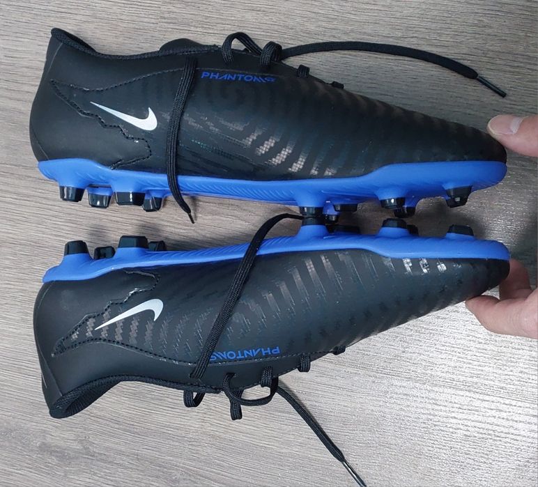 Футбольні бутси Nike Phantom GX