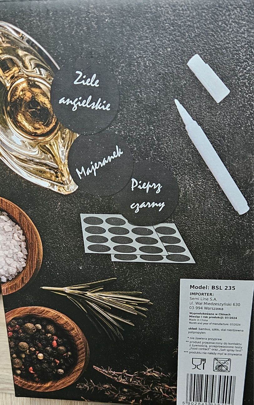 Obrotowy stojak na przyprawy