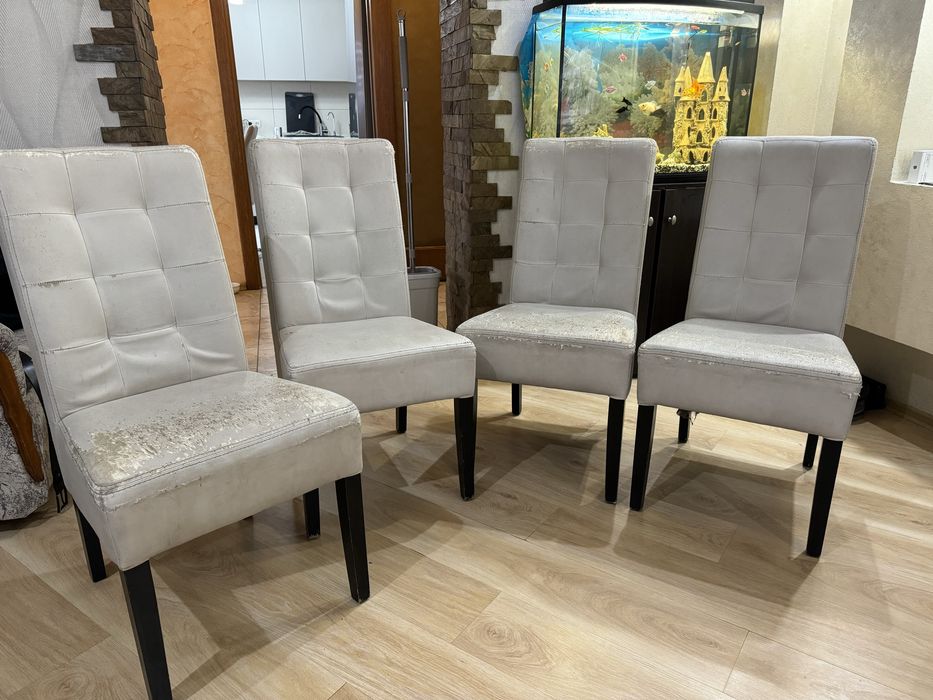 Кухонні стільці