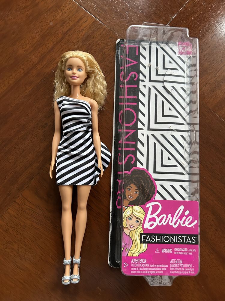 Barbie Fashionistas Mattel