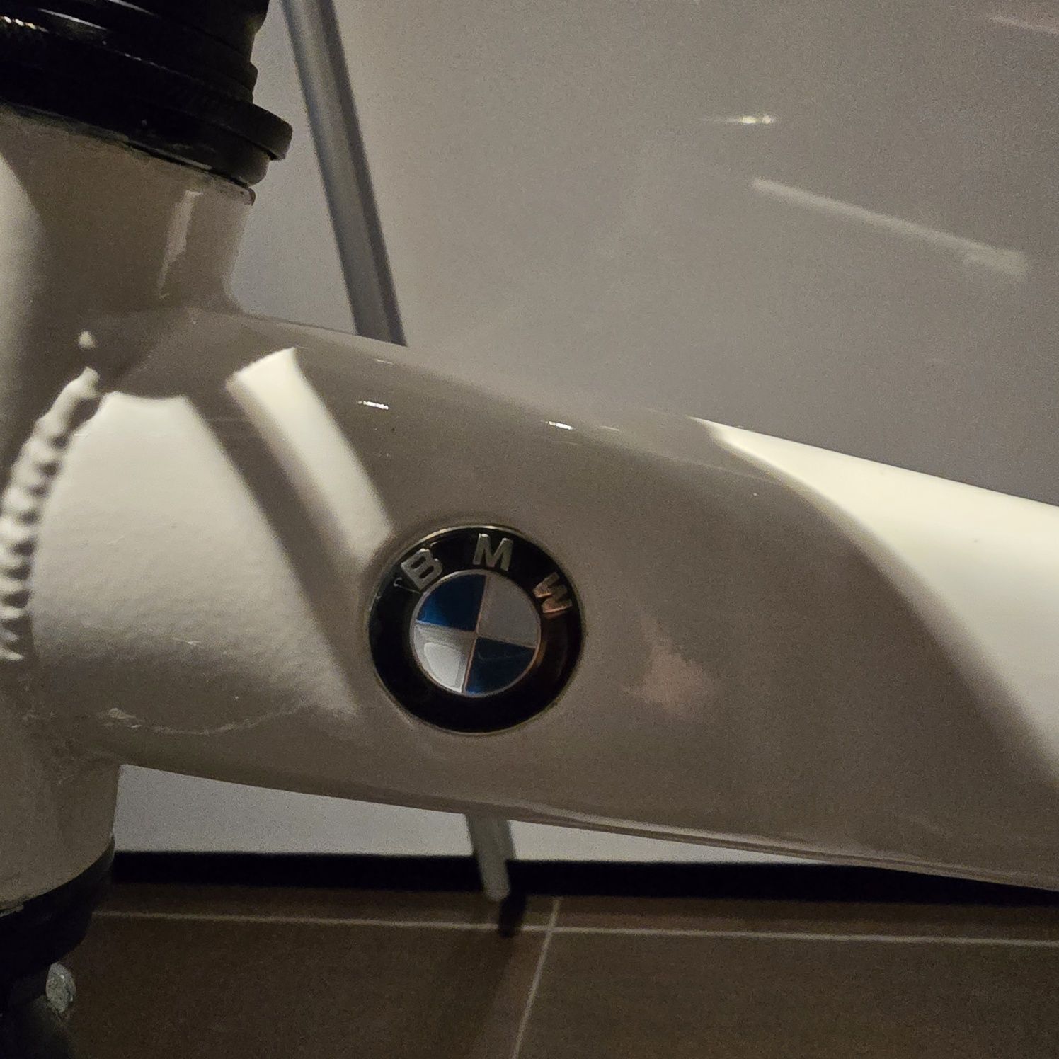 Велосипед дитячий 3-5 років BMW з допоміжними колесами