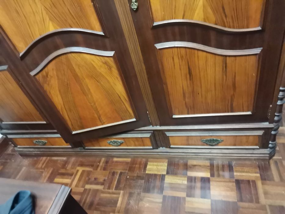 Guarda fatos 3 portas