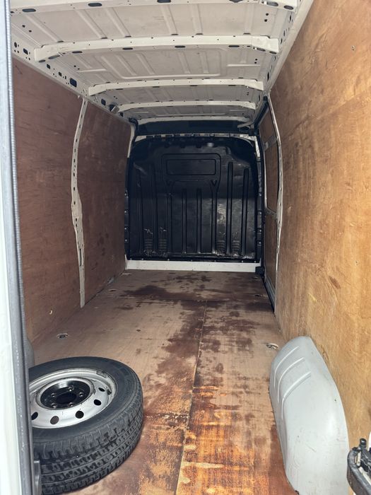 Продается RENAULT MASTER 2017 года.