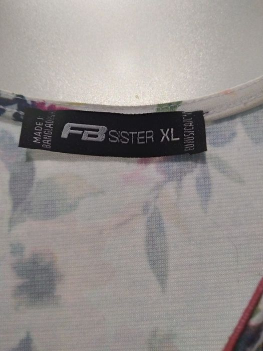 Sukienka w kwiaty FB Sister r. M