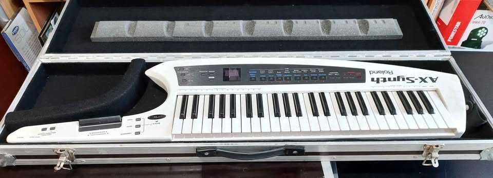 Roland AX Synth Keytar com ou sem case