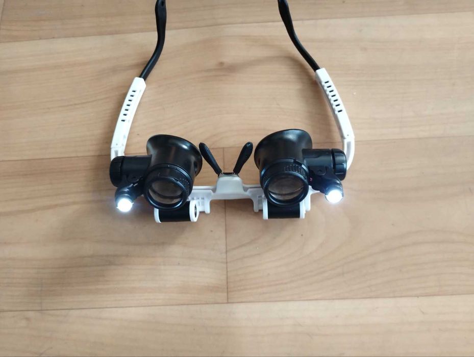 Бинокулярные очки с LED подсветкой лупа 8х 23х