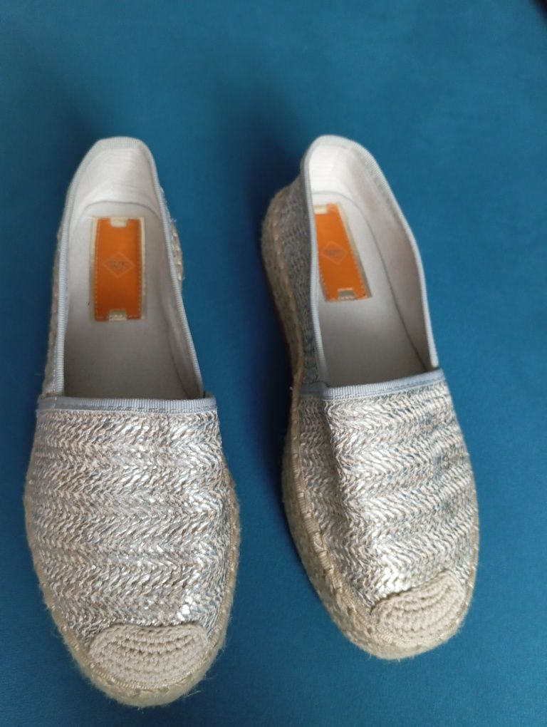 Sprzedam espadryle Wojas