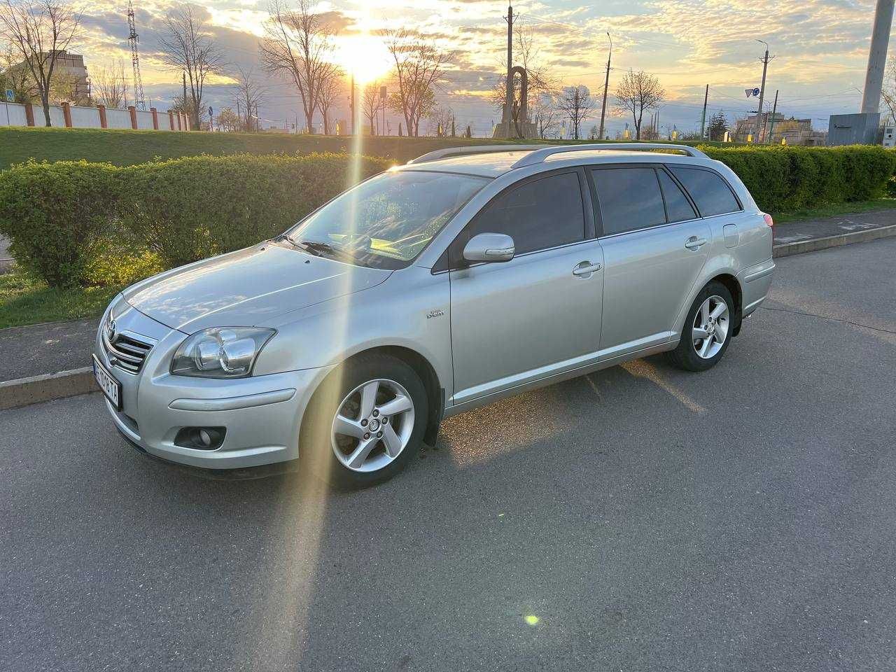 Toyota Avensis t25 2006 р.в.  Універсал 2.2 дизель