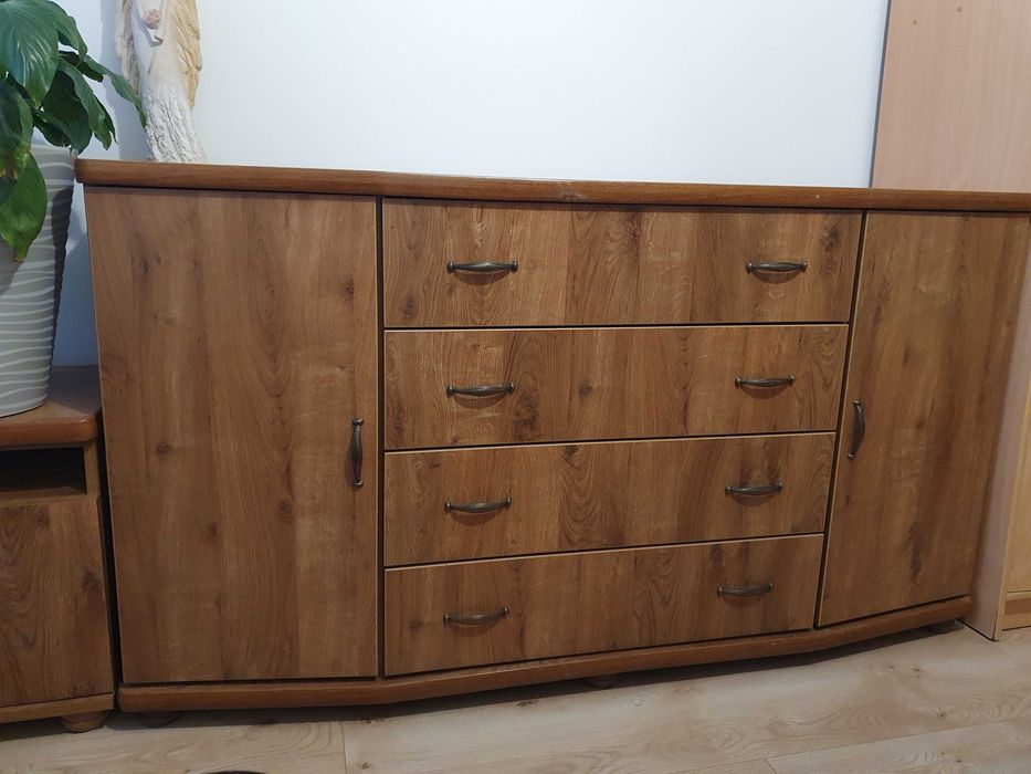 duża komoda i 2 szafki nocne w komplecie robione na zamówienie