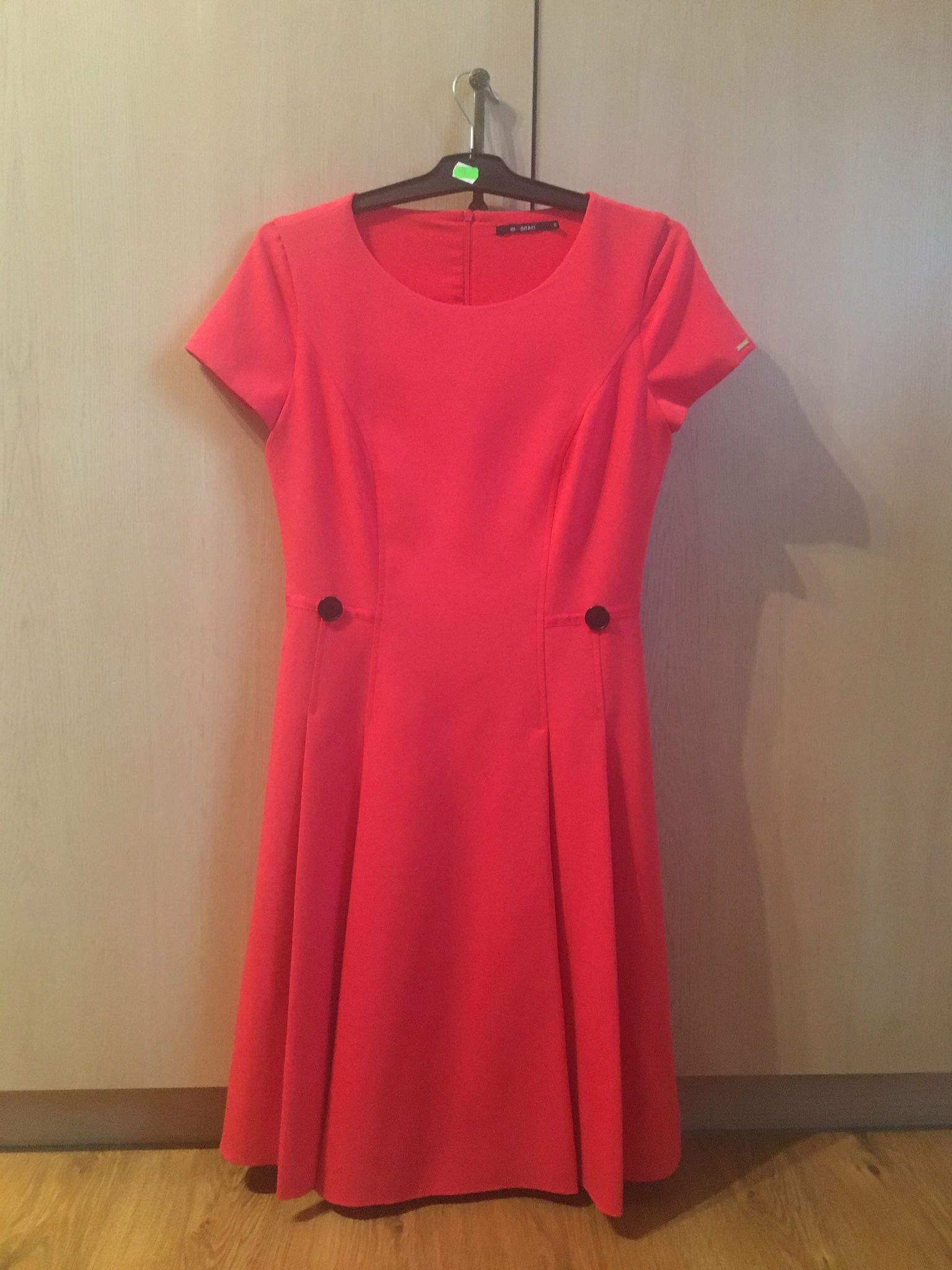 Elegancka sukienka Monnari, czerwona, krótki rękaw