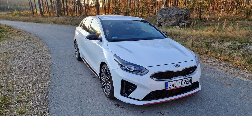 Kia Proceed GT 20 tyś przebiegu.