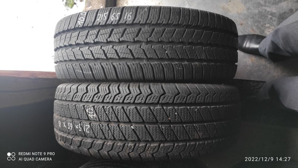 Шины одиночки 215/65/16с Continental, Barum.