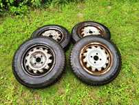 4x felgi stalowe 5Jx13H2 ET49 z oponami zimowymi 155/80 R13 2023r