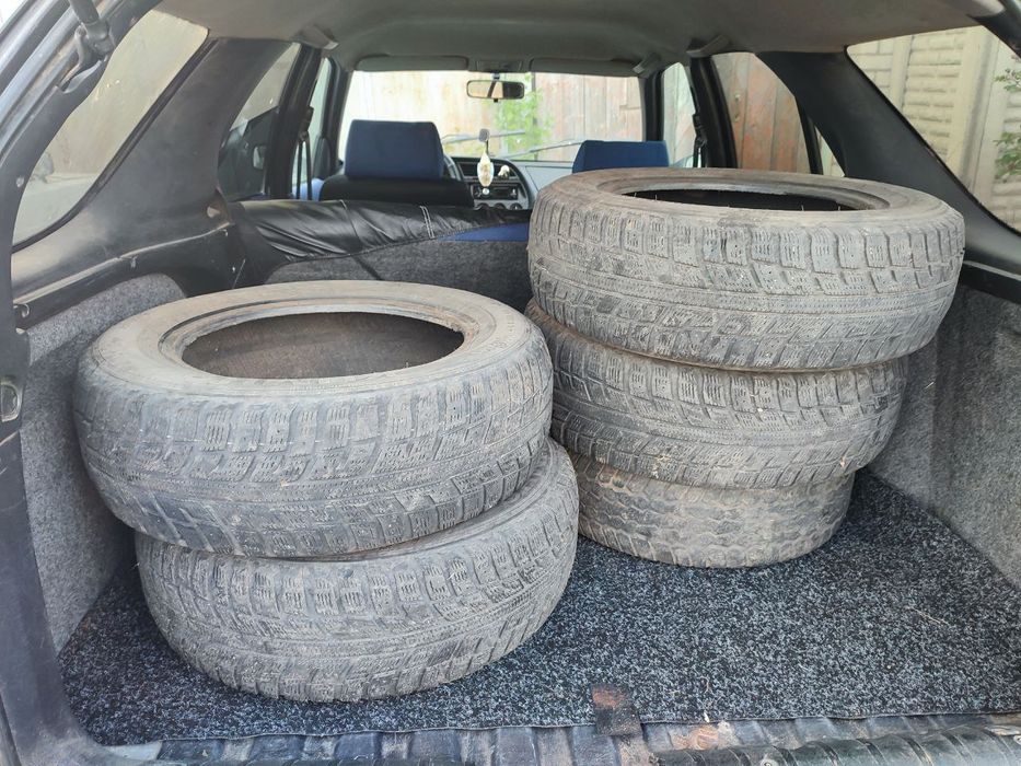 Шини R15 Зима Kumho Izen KW22 
195/65R15