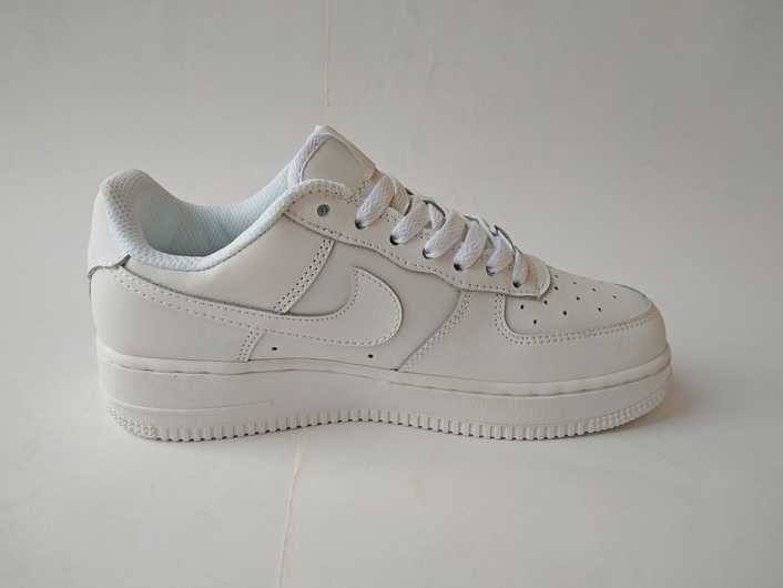 Кроссовки женские Nike Air Force Low White