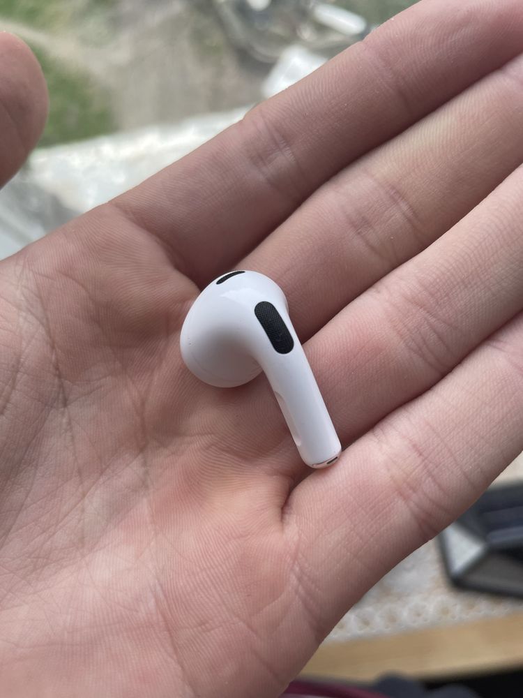 Airpods 3 A2564 лівий left