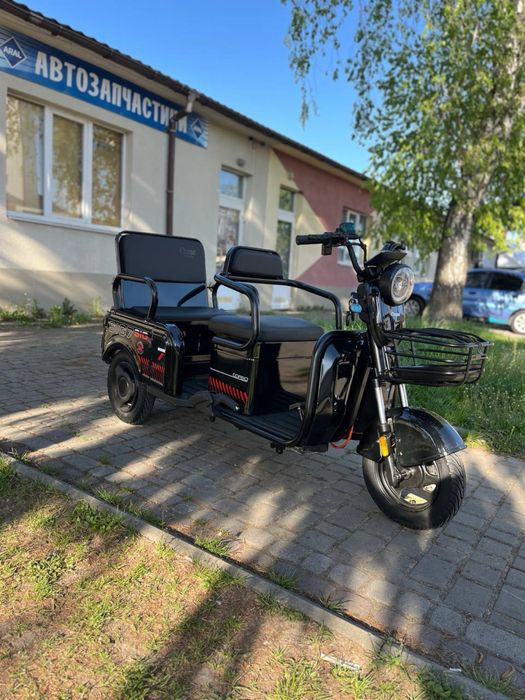 Трьох колісний електро скутер трансформер , 1000 ват 72 вольти 23 амп