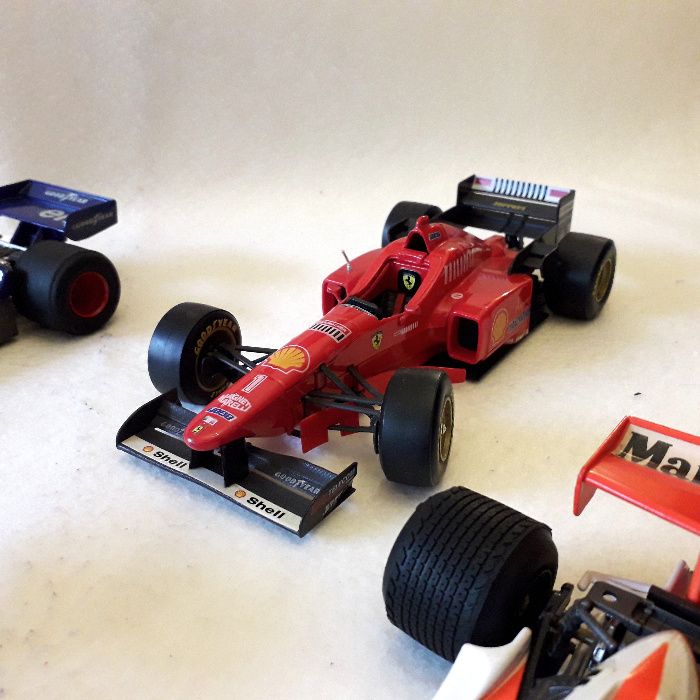 F1 Miniaturas Fórmula 1 escalas 1/20 SEM CAIXA